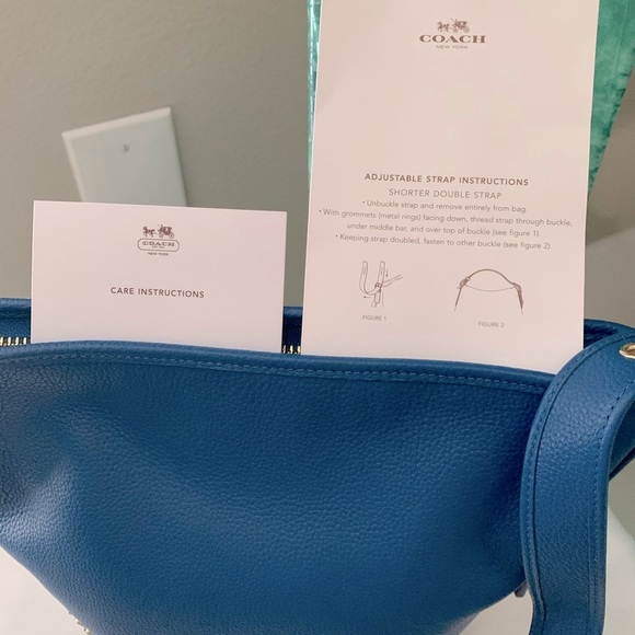 ⭐️💙COACH “RARE” GORGEOUS BLUE STUDDED SHOULDER BAG  PRISTINE INSIDE AND OUT! - Picture 11 of 12